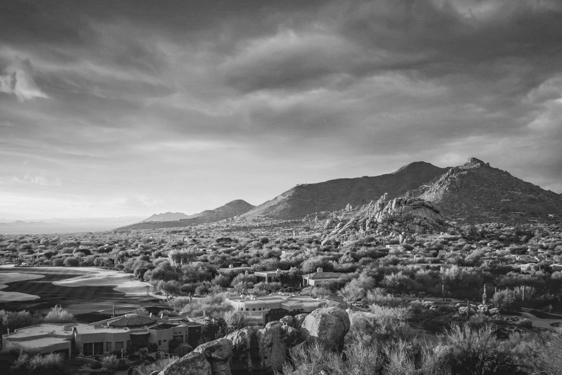 Scottsdale Arizona desert landscape, USA 2000pc PuzzleBlack and White