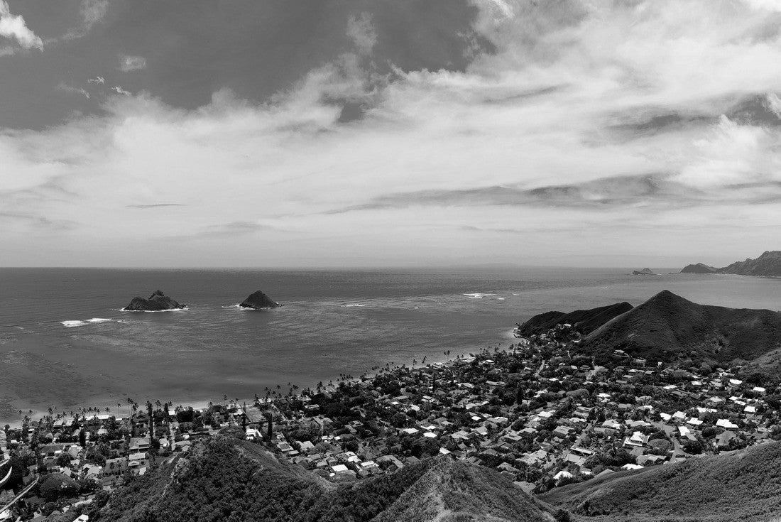 Lanikai Beach as seen from above in Kailua, Oahu, Hawaii 2000pc PuzzleBlack and White