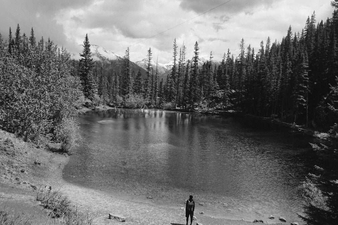 Noah Jigsaw Puzzle The Grassi Lakes, Canmore, Canada, Alberta in black white 2000 pieces