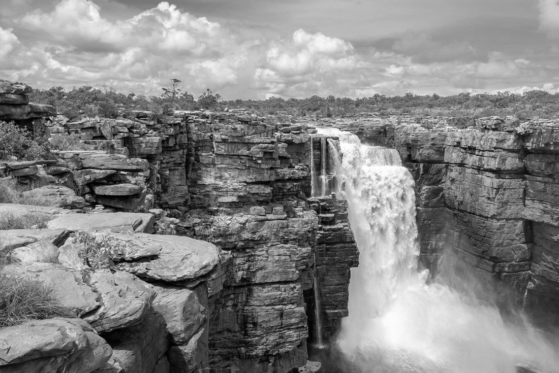 Landscape view at the top of one of the twin King George Falls in flood, Kimberley, Australia 2000pc PuzzleBlack and White