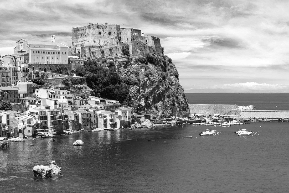 Beautiful beaches and towns of Calabria - medieval Scilla with old castle 2000pc PuzzleBlack and White