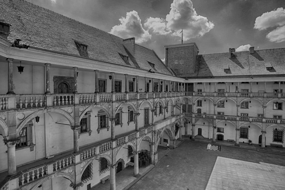 Piast Castle in Brzeg in Poland. Piast dynasty mausoleum 2000pc PuzzleBlack and White