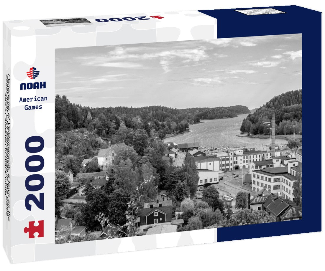 Valdemarsvik, a town on the coast near Gryt archipelago in the Baltic Sea in Sweden 2000pc PuzzleBlack and White