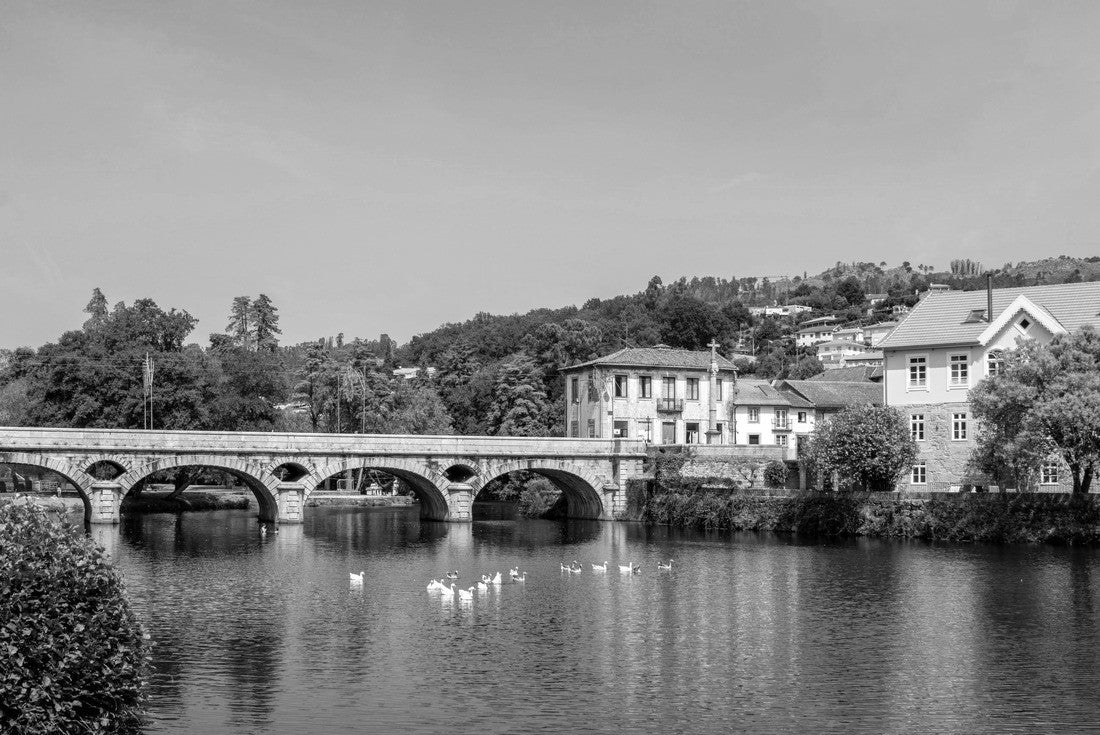 Ancient bridge and village of Arcos de Valdevez, in Minho, Portugal 2000pc PuzzleBlack and White