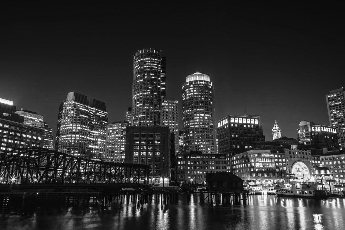 Noah Jigsaw Puzzle Boston harbour Skyline at night in black white 2000 pieces