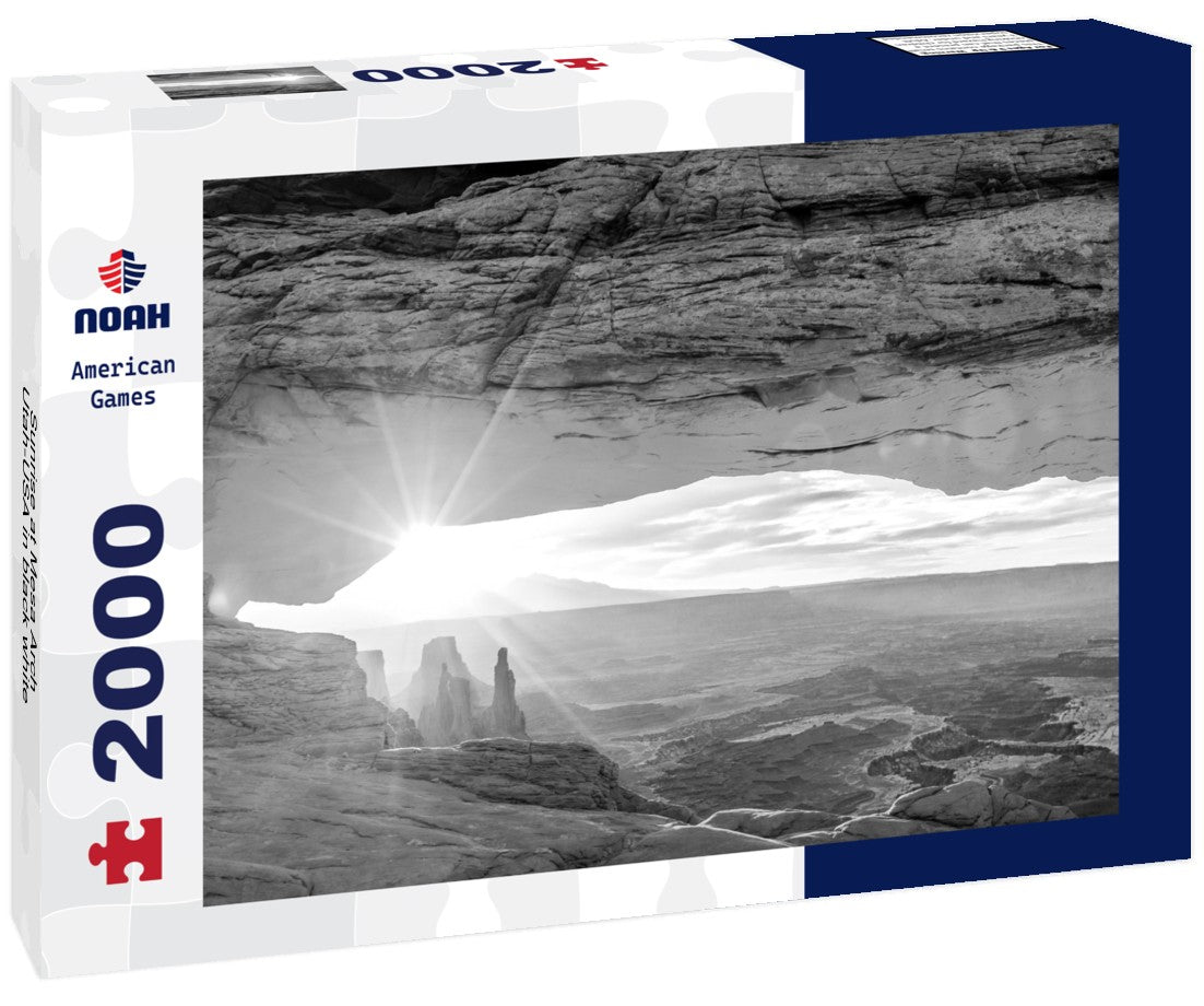 Sunrise at Mesa Arch, Utah-USA 2000pc PuzzleBlack and White