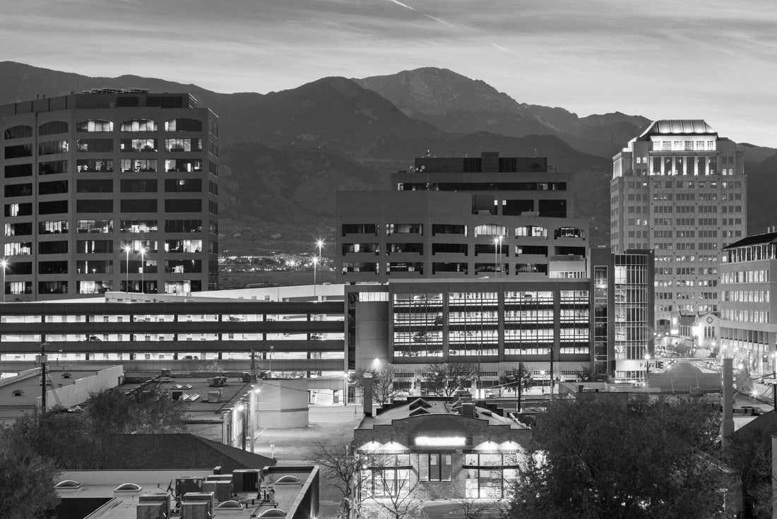 Downtown Colorado Springs at Dusk 2000pc PuzzleBlack and White