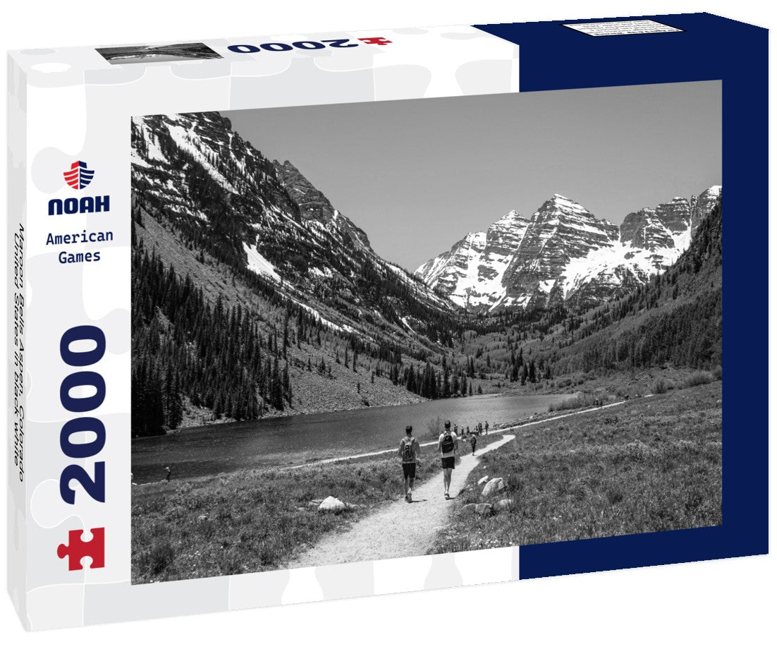 Maroon Bells Aspen, Colorado United States 2000pc PuzzleBlack and White