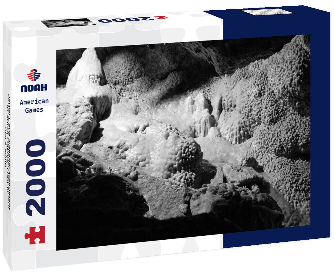 Jewel Cave National Monument in South Dakota, USA 2000pc PuzzleBlack and White
