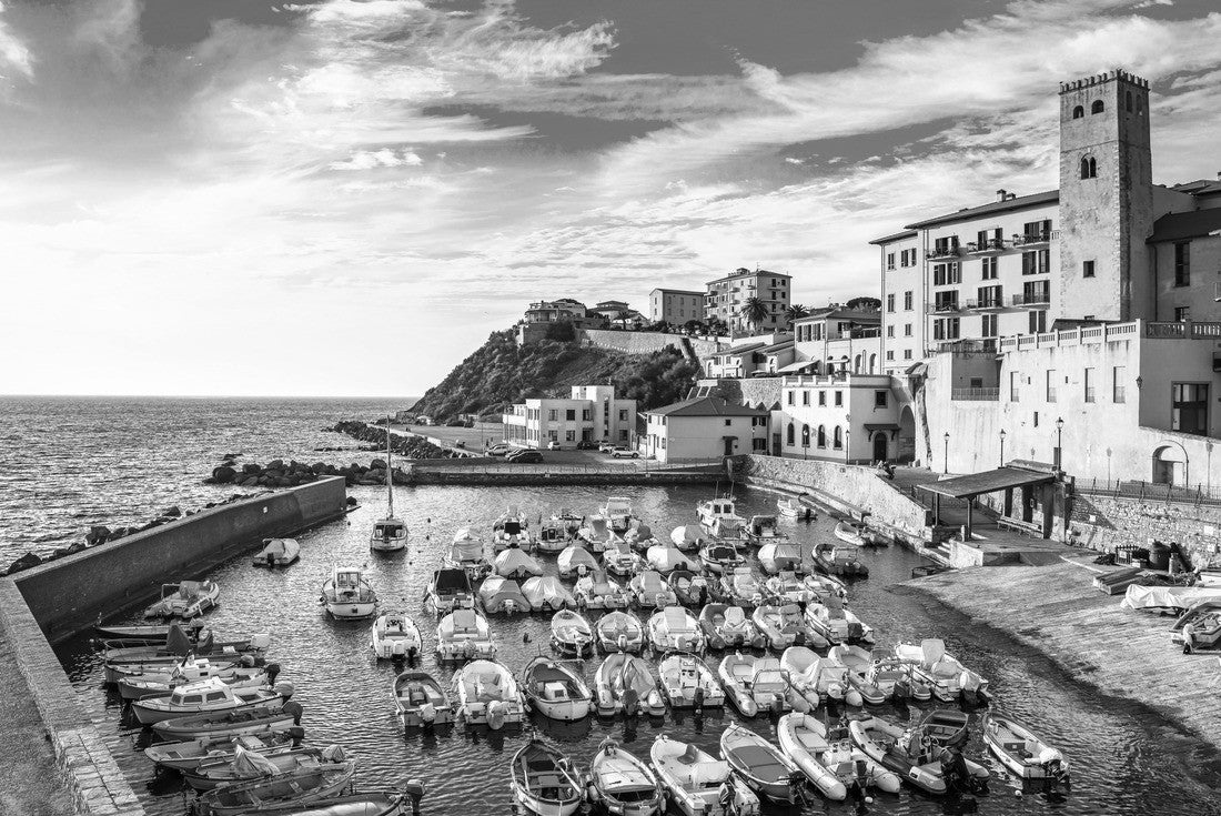 Marina of Piombino sunset view from Piazza bovio. Maremma Tuscany Italy 2000pc PuzzleBlack and White