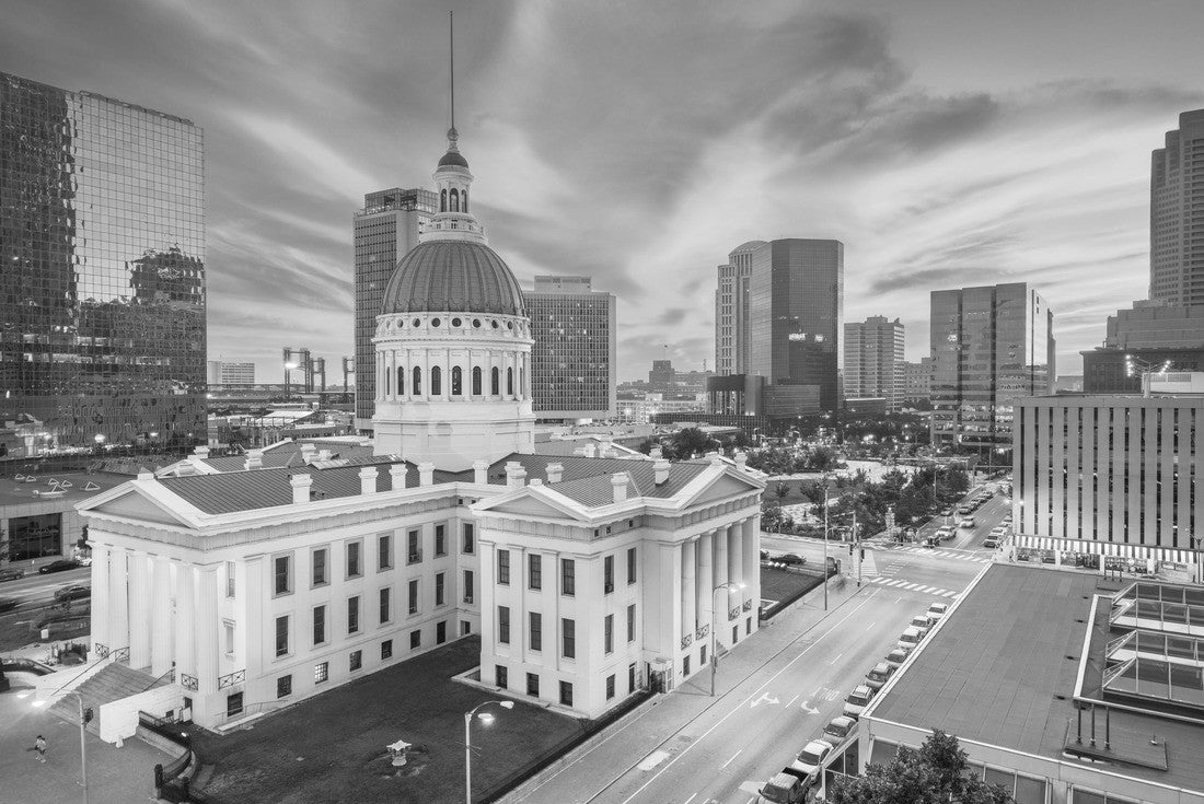 St. Louis, Missouri, USA downtown cityscape with the old courthouse at dusk 2000pc PuzzleBlack and White