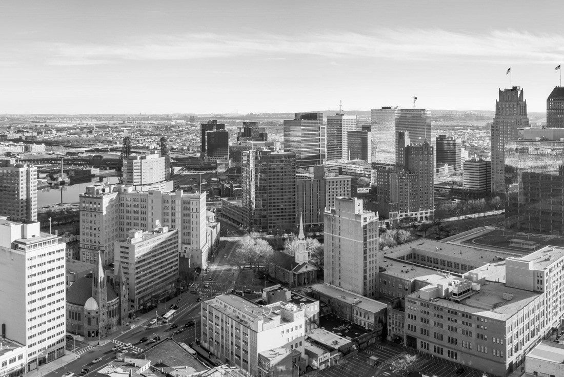 Aerial Newark New Jersey skyline on late sunny afternoon 2000pc PuzzleBlack and White