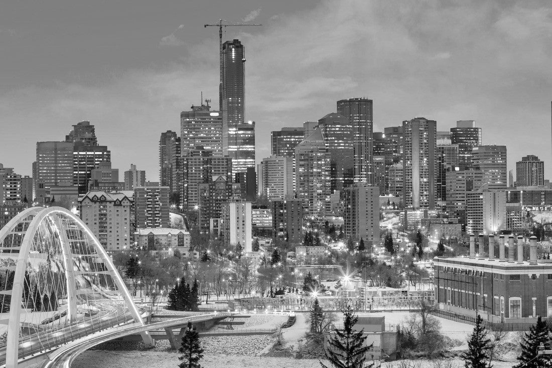 Edmonton downtown winter skyline just after sunset with Walterdale Bridge spanning the frozen, snow-covered Saskatchewan River and surrounding skyscrapers. Edmonton is the capital of Alberta, Canada 2000pc PuzzleBlack and White