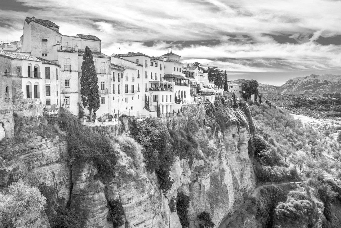 Historical city of Ronda, Spain 2000pc PuzzleBlack and White