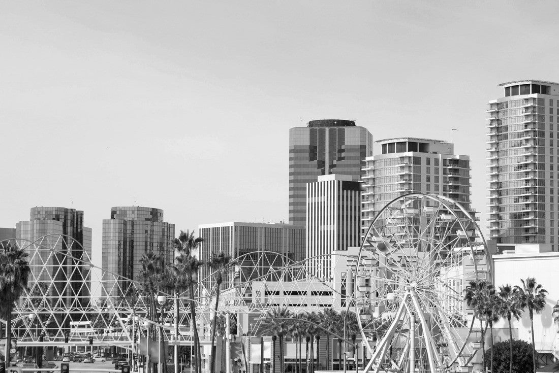 Long Beach, California, USA 2000pc PuzzleBlack and White