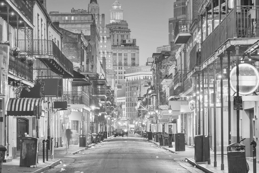 Bourbon St, New Orleans, Louisiana, USA cityscape of bars and restaurants at twilight 2000pc PuzzleBlack and White