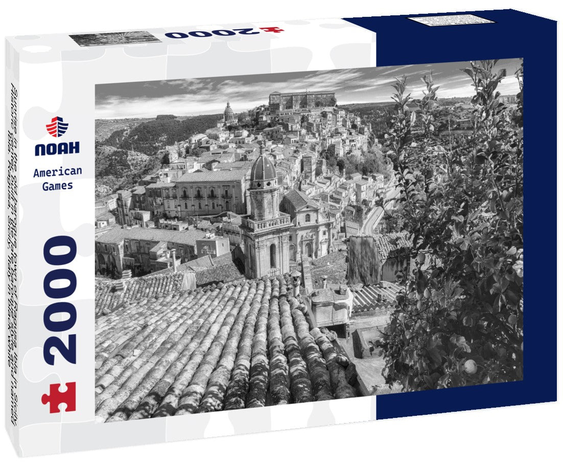 Sunrise in the old baroque town of Ragusa Ibla in Sicily. Historic center built in the late baroque style and named Ibla. Ragusa, Sicily, Italy 2000pc PuzzleBlack and White