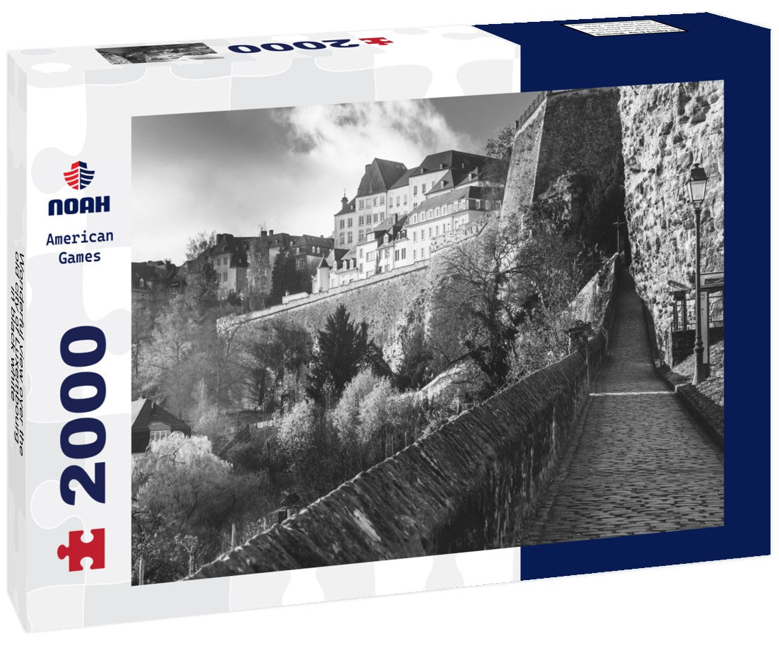 Wonderful view over the old city of Luxembourg 2000pc PuzzleBlack and White