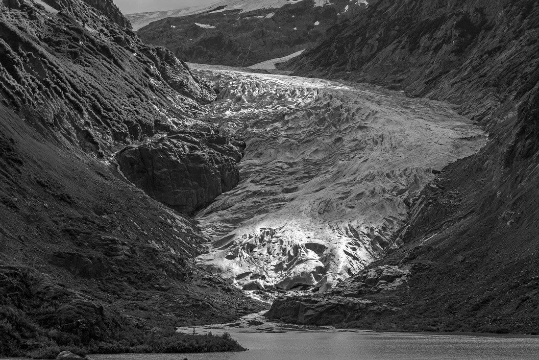 Noah Jigsaw Puzzle Bear Glacier and Strohne Lake in the United states of America at sunrise, between Hyder in Alaska and Stewart in British Columbia, Canada, Kenai fjords national park in black white 2000 pieces