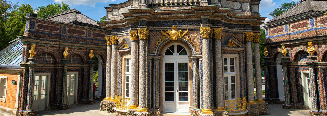 Noah Jigsaw PuzzleBeautiful view of the Sun Temple of the New Palace of the Hermitage in Bayreuth, Panorama 1000 Pieces