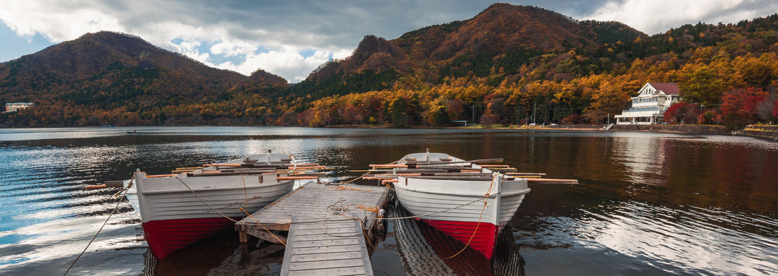 Boats on Lake Haruna, Japan 1000pc Panoramic Puzzle