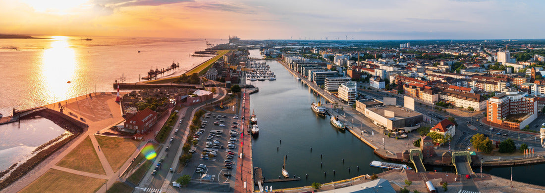 Noah Jigsaw PuzzleView of the city of Bremen, Germany, Panorama 1000 Pieces