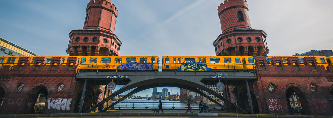 Noah Jigsaw Puzzle View of the Oberbaum Bridge, the German Oberbaum Bridge and the Spree River in Berlin, Germany, Panorama 1000 Pieces