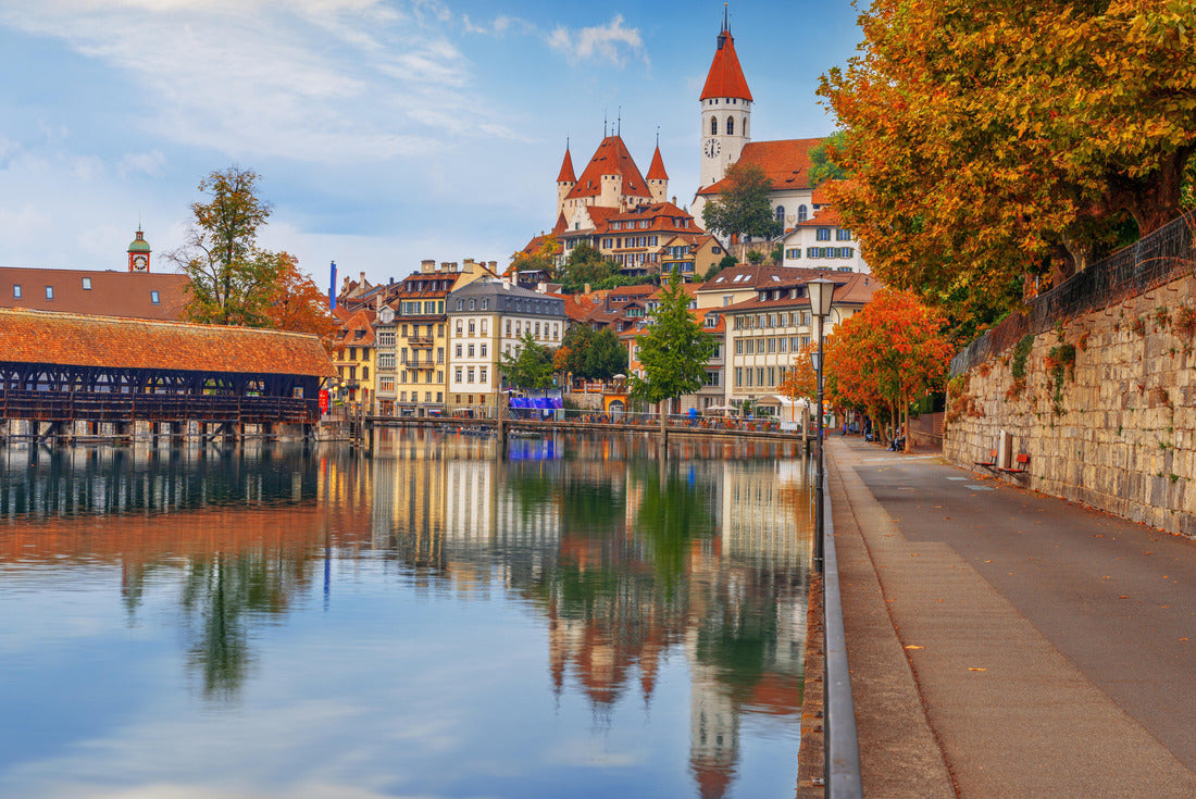 Thun, the Swiss city in autumn 2000pc Puzzle