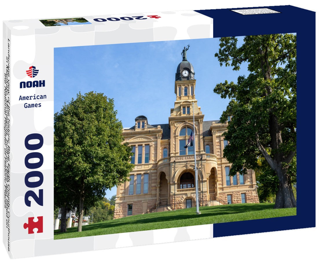 Landscape view of the historic Blue Earth County Courthouse in Mankato, Minnesota, built in 1889 and listed on the National Register of Historic Places 2000pc Puzzle