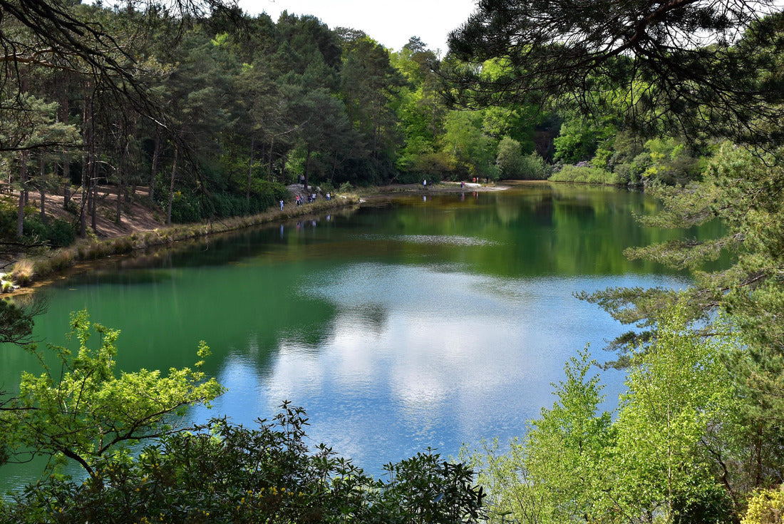 Noah Jigsaw Puzzle Blue Pool Lake in Dorset 2000 pieces