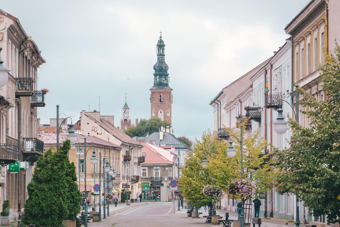 Zeromski Street in Radom, Poland. Pedestrian street in the city center. St. Jacob's steeple in the background 2000pc Puzzle