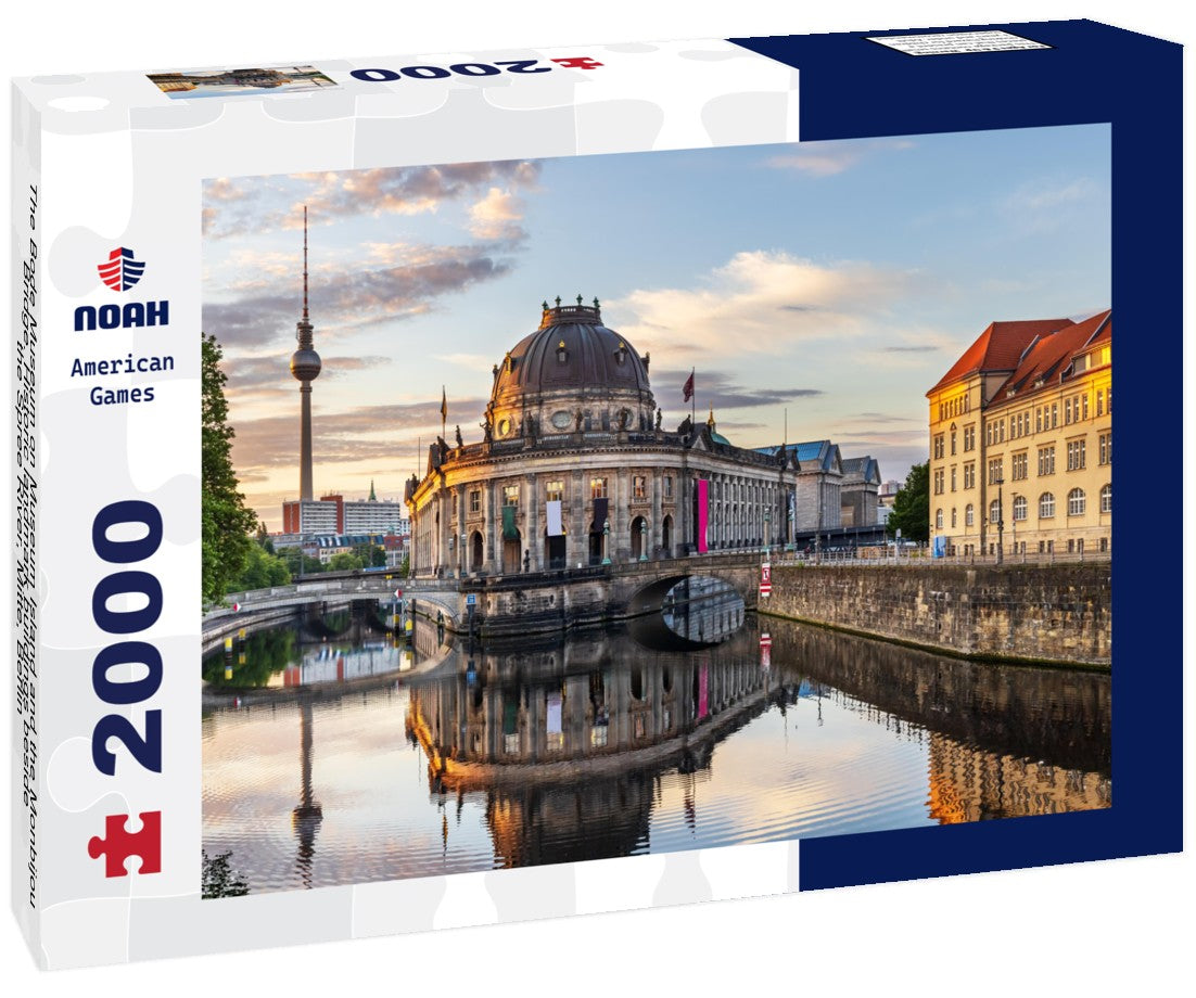 The Bode Museum on Museum Island and the Monbijou Bridge. Historic landmark buildings beside the Spree River, Mitte, Berlin 2000pc Puzzle