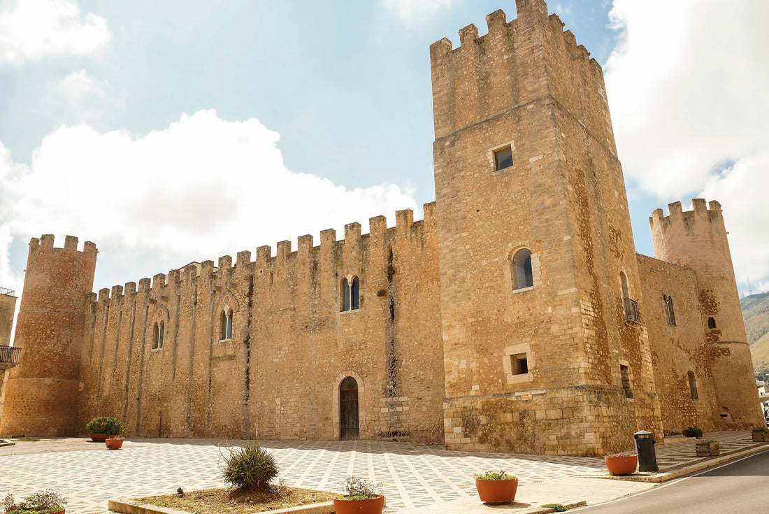 Architectural attractions of the Castle of the Counts of Modica (Castello dei Conti di Modica) in Alcamo, Province of Trapani, Sicily, Italy 2000pc Puzzle