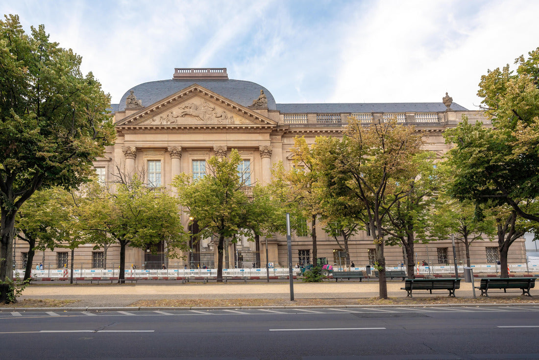 Berlin State Library on the Unter den Linden Boulevard - Berlin, Germany 2000pc Puzzle