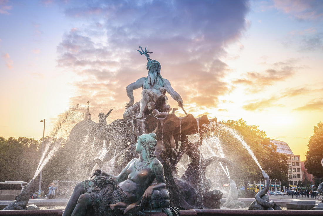 Neptune Fountain at sunset - Berlin, Germany 2000pc Puzzle