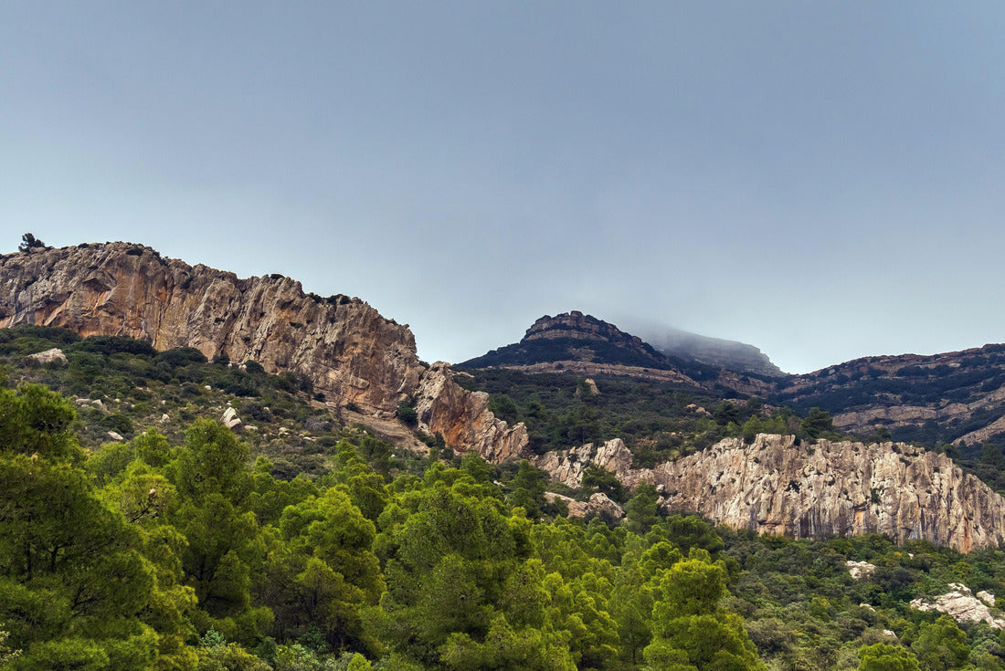 Noah Jigsaw Puzzle Djebel Serj: a limestone mountain in the heart of Tunisia 2000 pieces