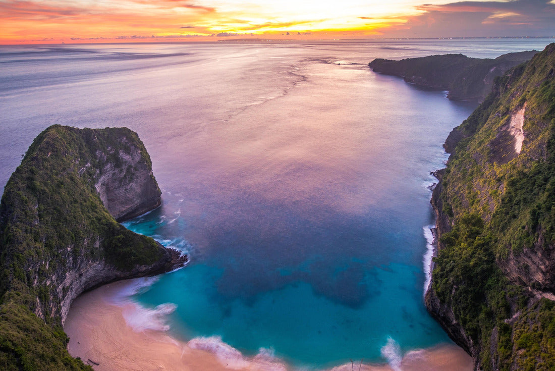 Kelingking beach in Nusa Penida, Indonesia 2000pc Puzzle