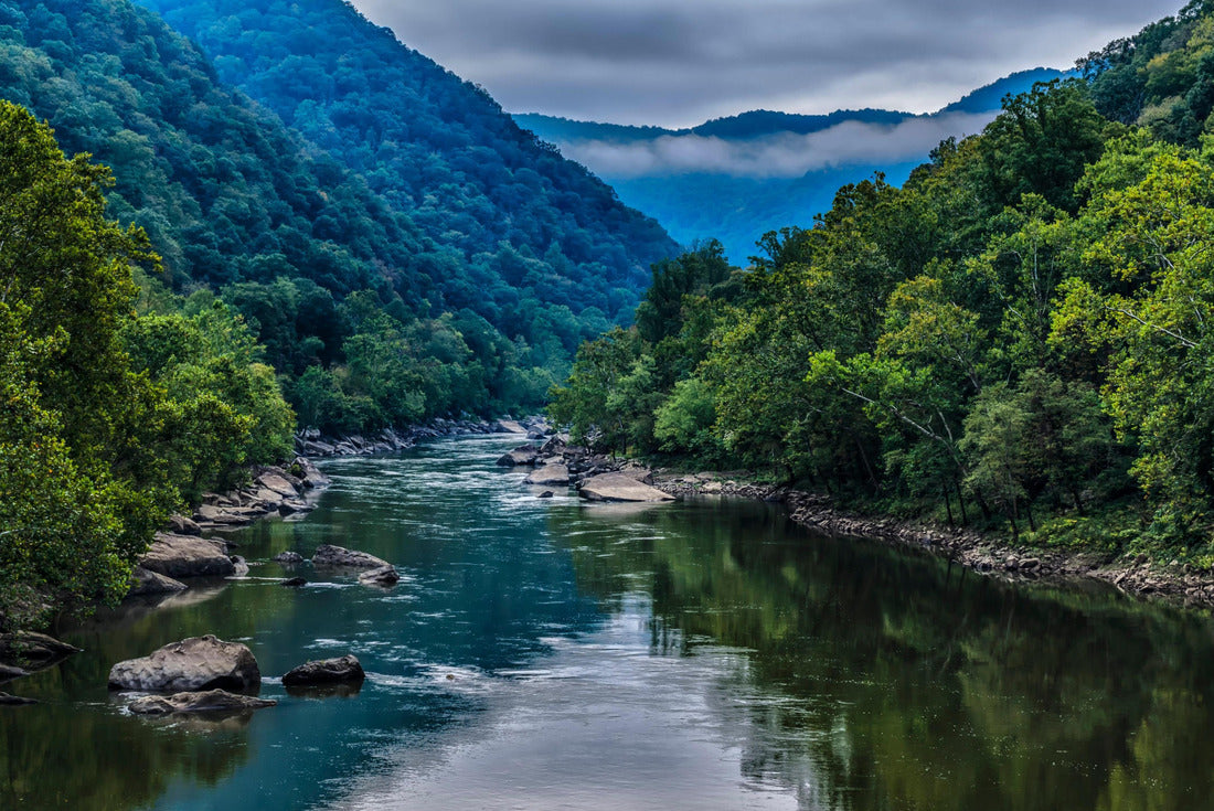 Morning light on the New River in New River Gorge National Park and Preserve, Fayette County, West Virginia, USA 2000pc Puzzle