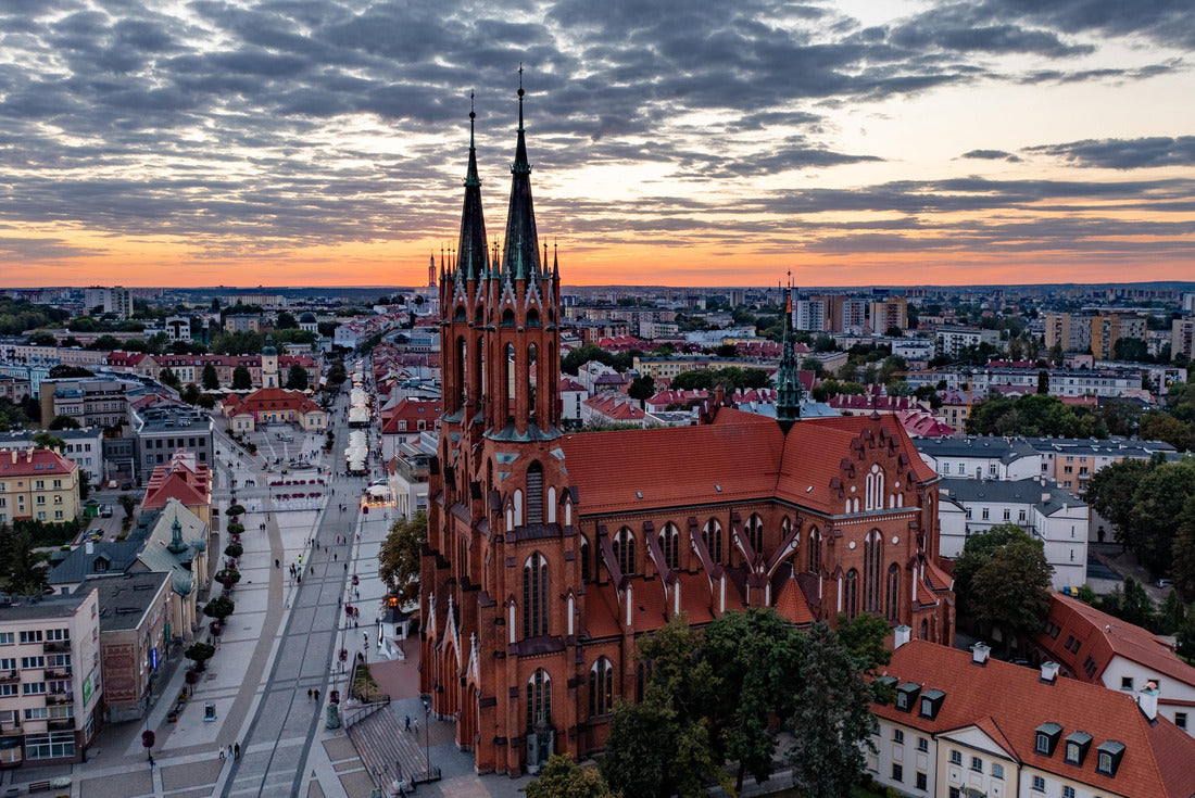 Aerial view of the Basilica of the Virgin Mary in Bialystok, Podlaskie Voivodeship, Poland 2000pc Puzzle
