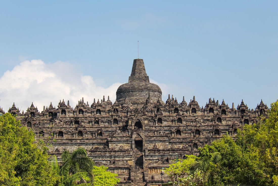 Noah Jigsaw Puzzle Borobudur Temple in Magelang, Central Java 2000 pieces