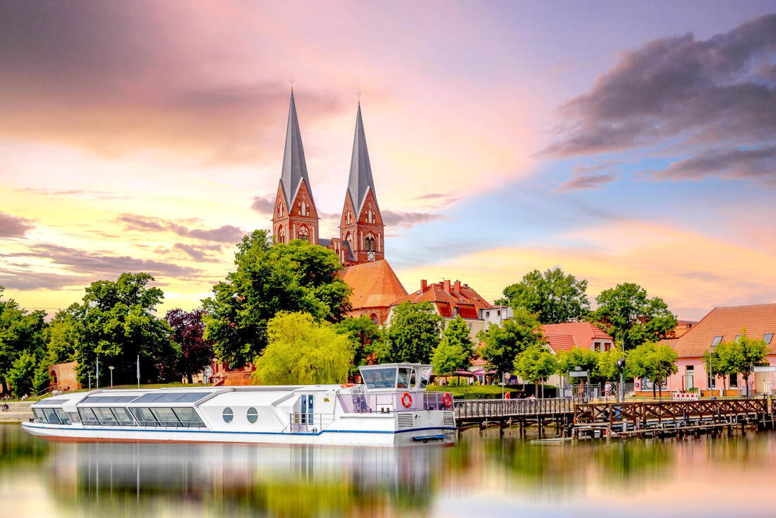 Noah Jigsaw Puzzle Neuruppin lake promenade, Germany 2000 pieces