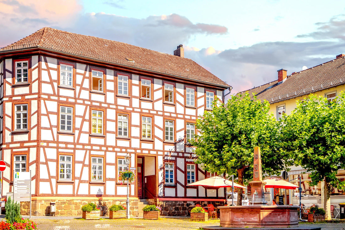 Old city of Lich, Hessen, Germany 2000pc Puzzle
