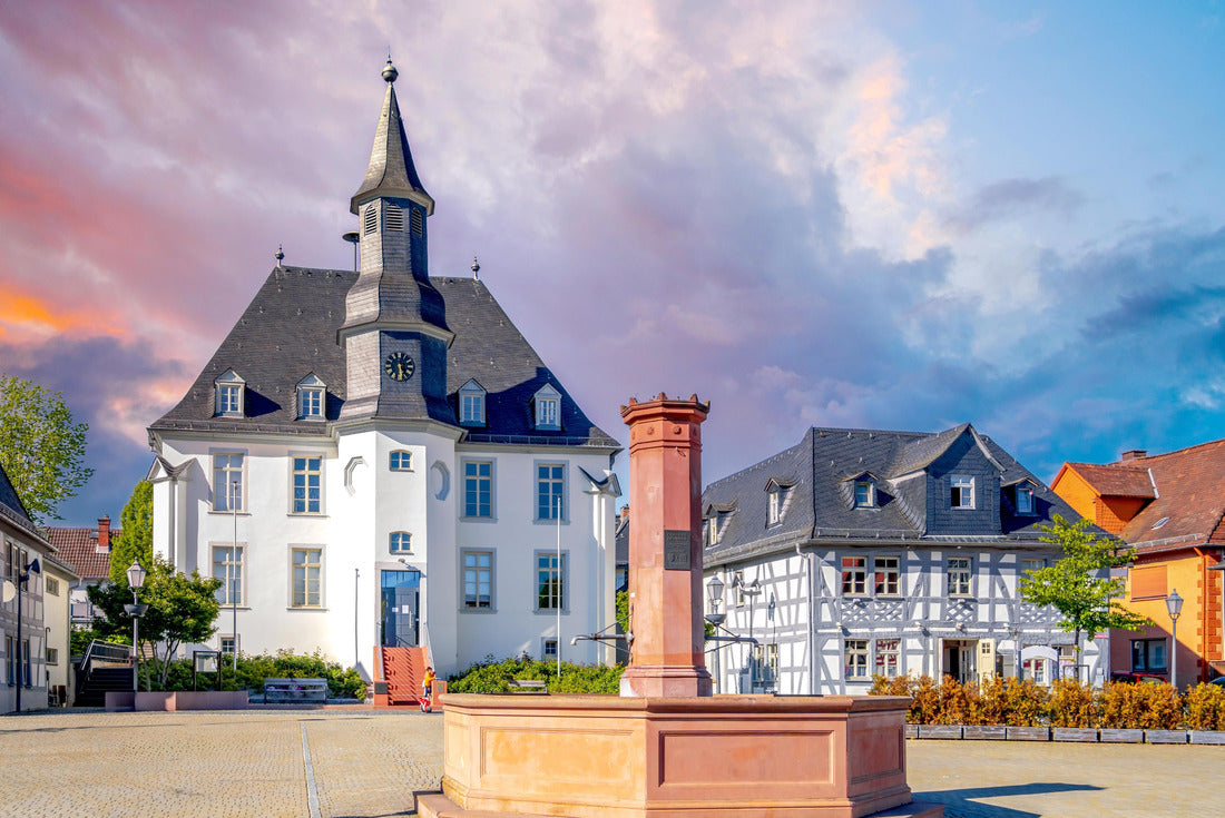 City hall in Usingen, Hessen, Germany 2000pc Puzzle
