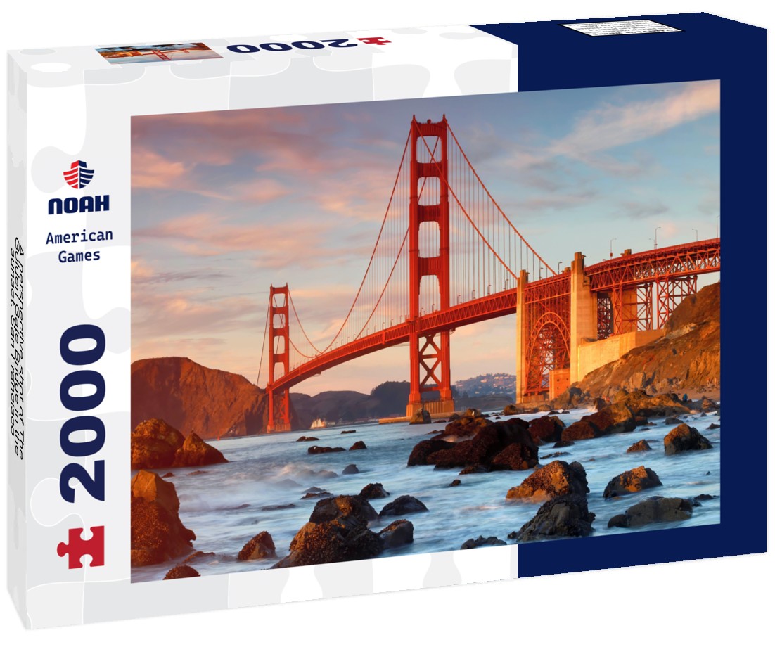 A perspective shot of The Golden Gate Bridge in the sunset, San Francisco 2000pc Puzzle