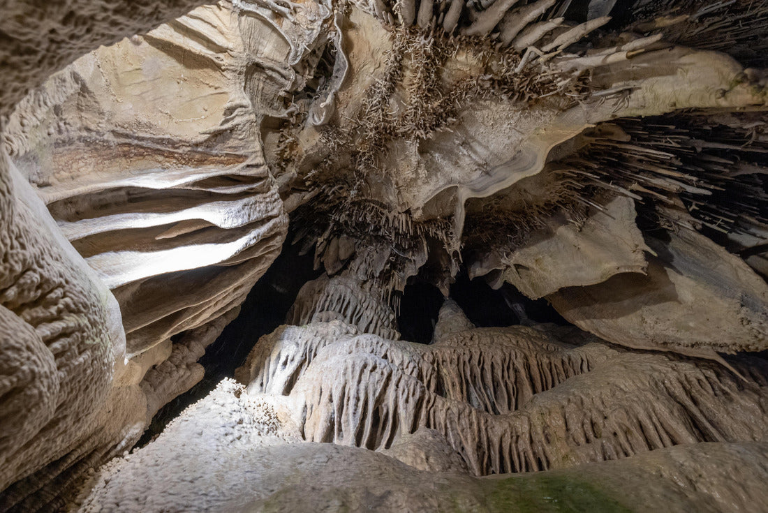 Rock formations inside of the Lehman Caves in Great Basin National Park, Nevada 2000pc Puzzle