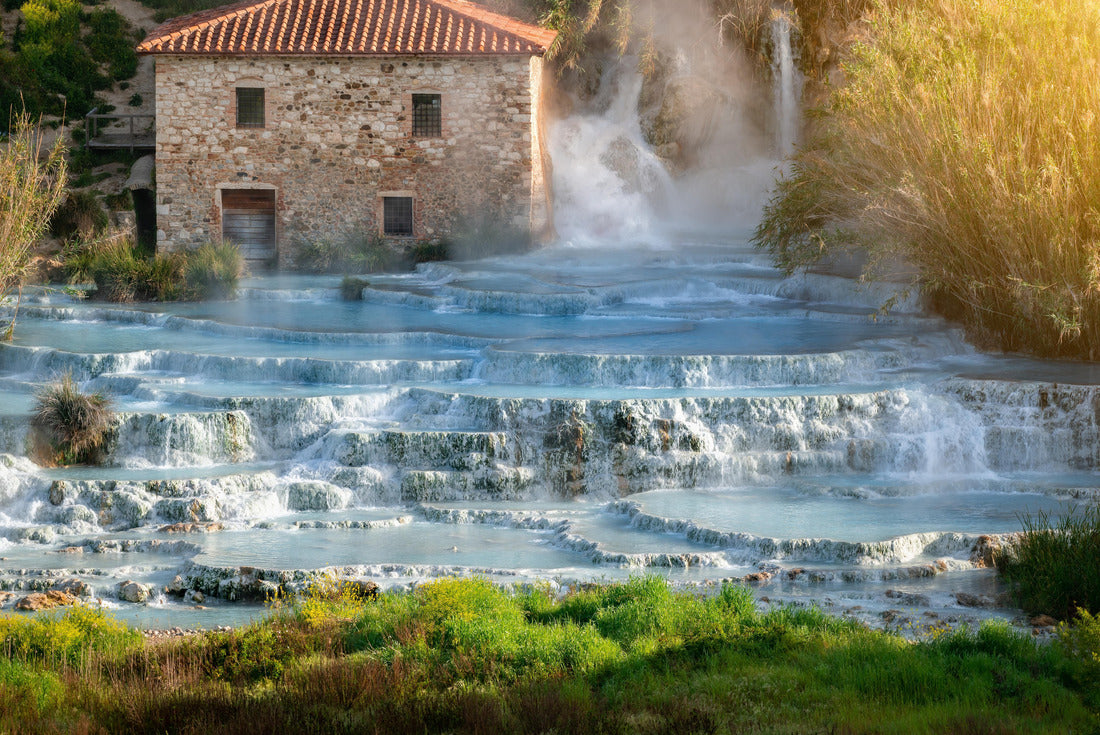 Noah Jigsaw Puzzle Empty natural spa with turquoise waters at the thermal baths of Saturnia in Tuscany, Italy. The Cascate del Mulino is an ideal place to relax in waterfalls and hot springs 2000 pieces