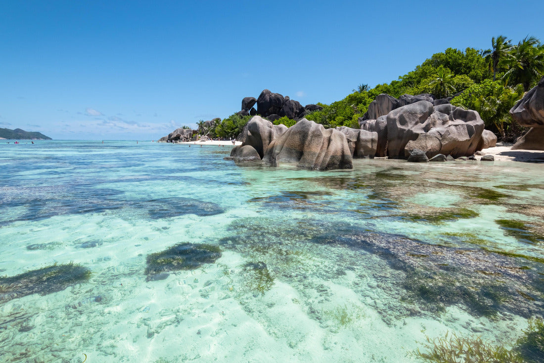 La Digue Island, Seychelles. Stunning tropical beach landscape 2000pc Puzzle