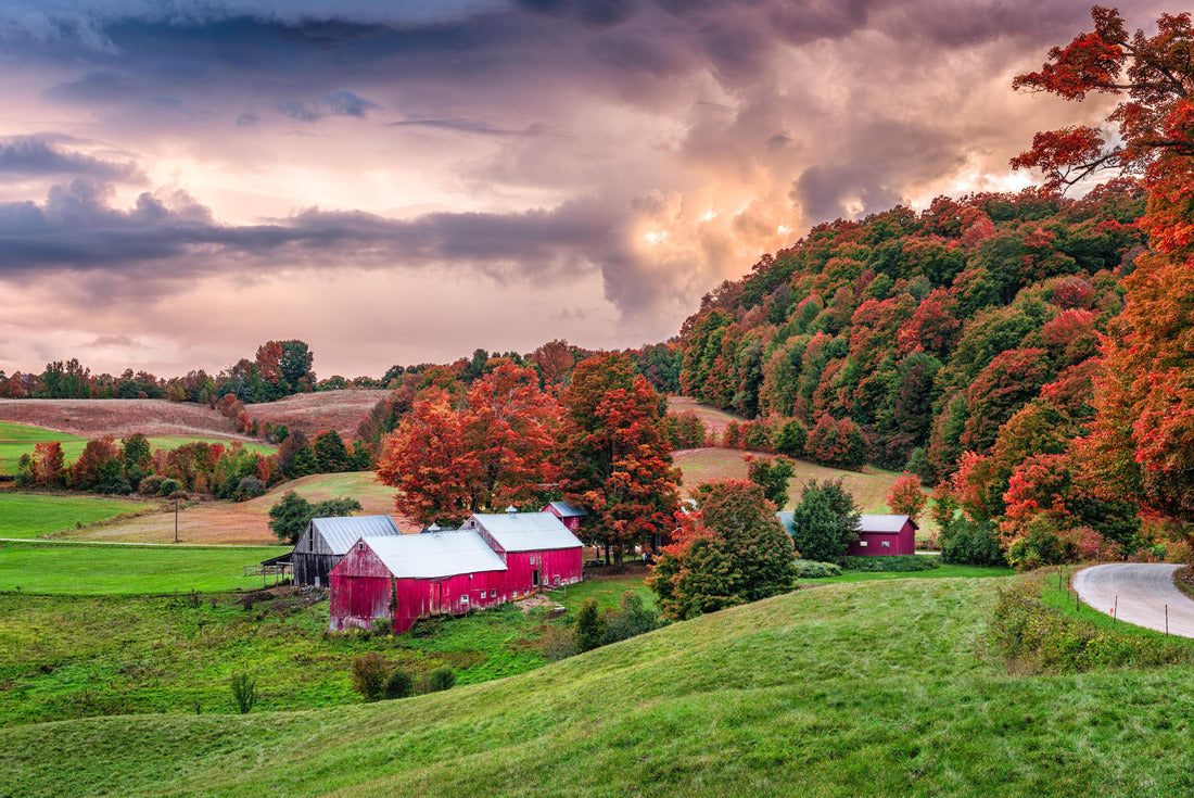 Rural autumn Jenne Farm in Vermont, USA 2000pc Puzzle