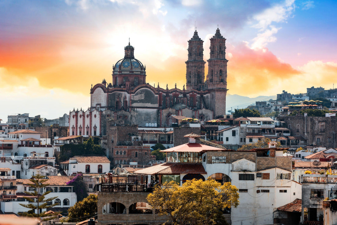 Taxco (Silver) town at dusk, Mexico 2000pc Puzzle