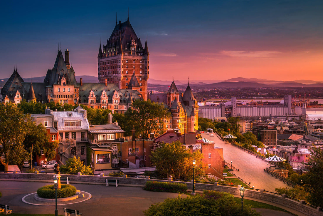Frontenac Castle in Old Quebec City in beautiful sunrise 2000pc Puzzle